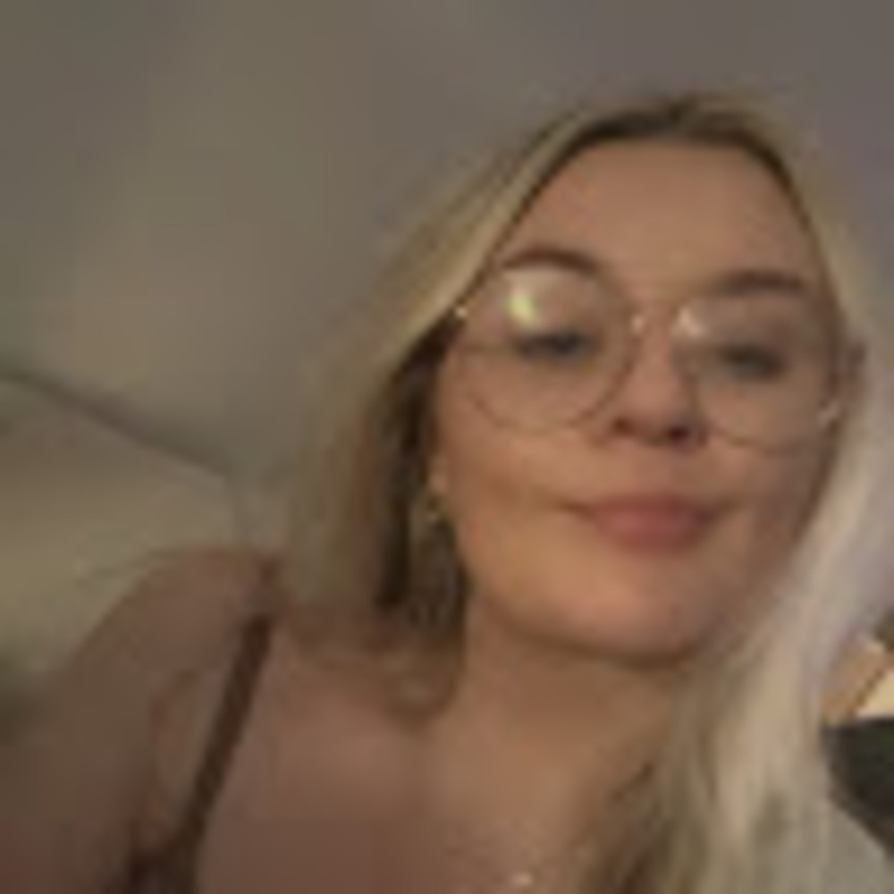 Meet your Posher, Marissa